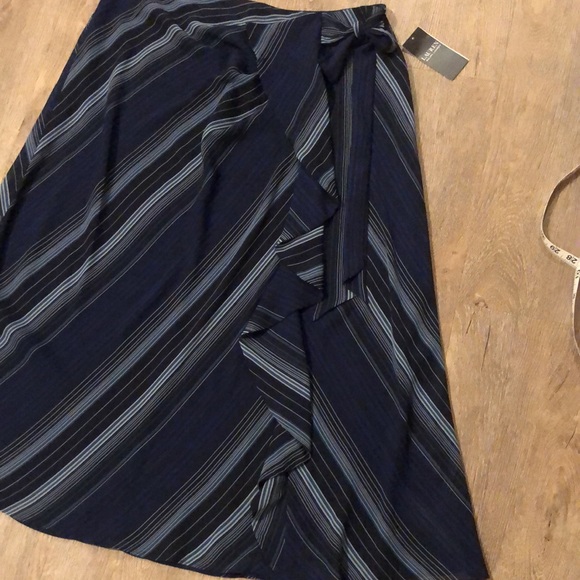Brand🆕 🔥❤️🔥 LAUREN Ralph Lauren skirt - Picture 4 of 12